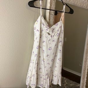 Pacsun white floral dress🤍💜